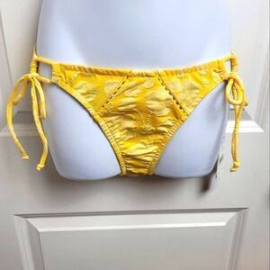 NWT- ROBIN PICCONE Bikini Bottoms